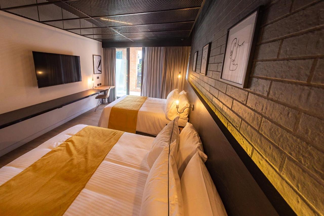 Fulton Business Luxury Hotel Guadalajara Exterior photo