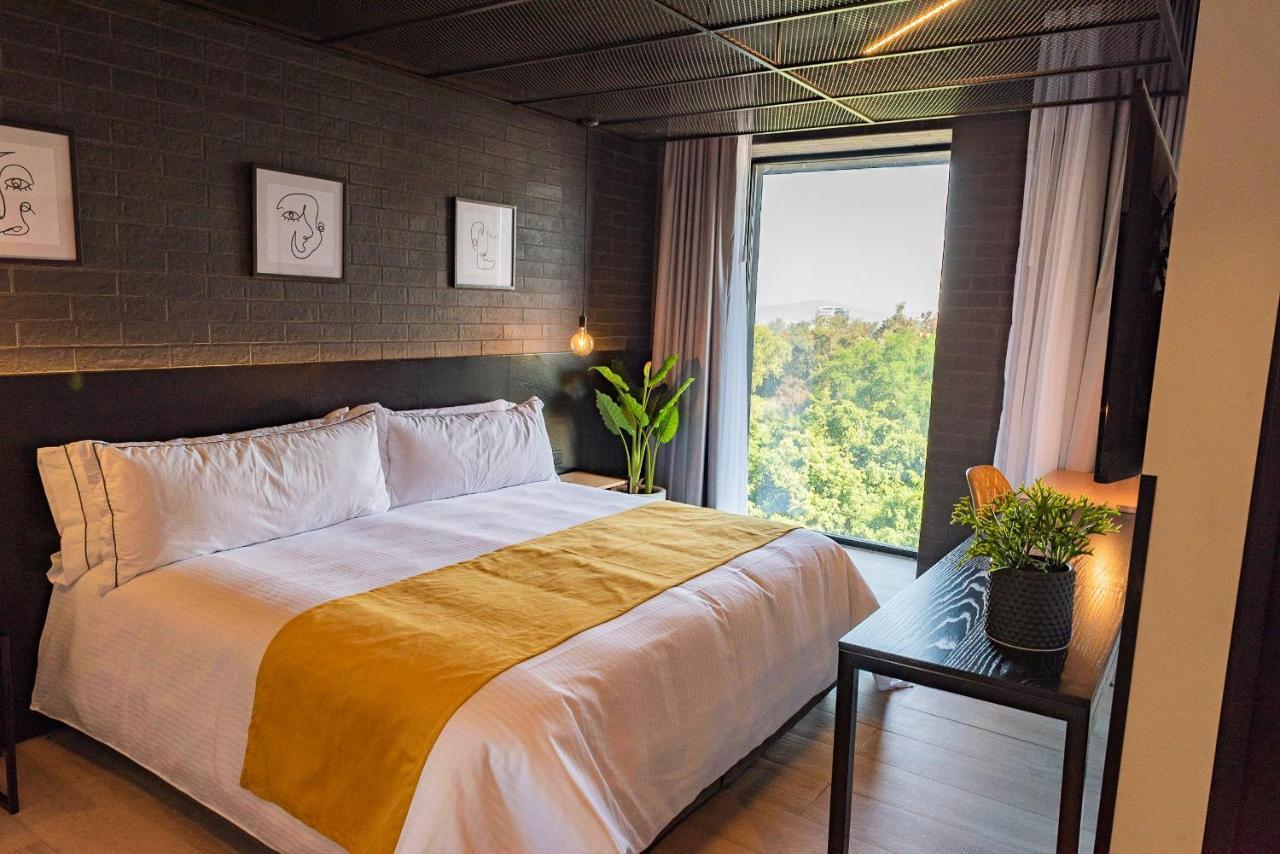 Fulton Business Luxury Hotel Guadalajara Exterior photo