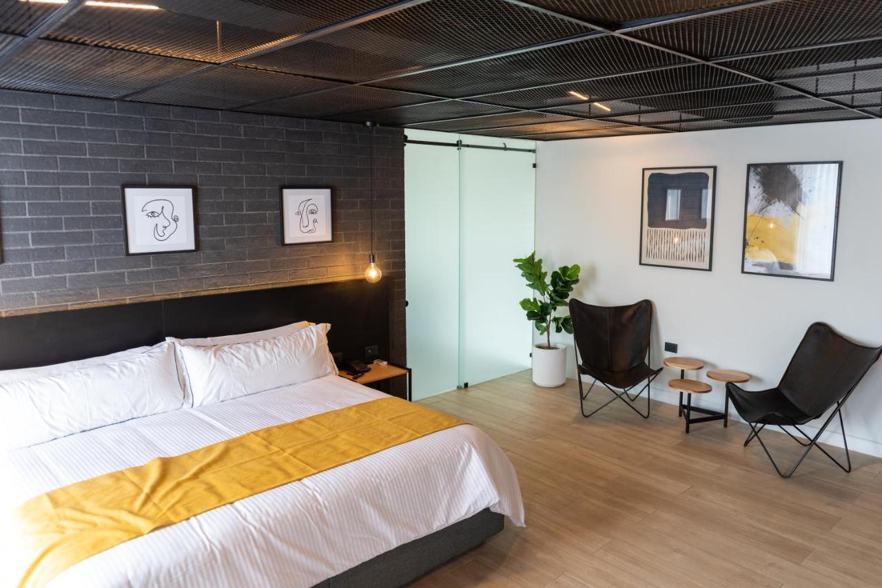 Fulton Business Luxury Hotel Guadalajara Exterior photo